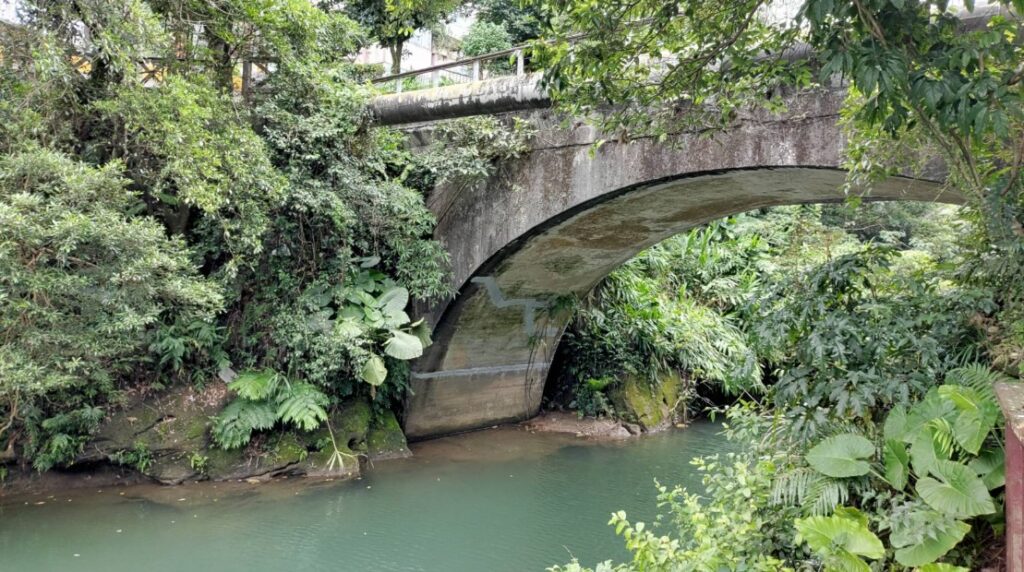 5.東勢溪與西勢溪匯流處的雙龍橋